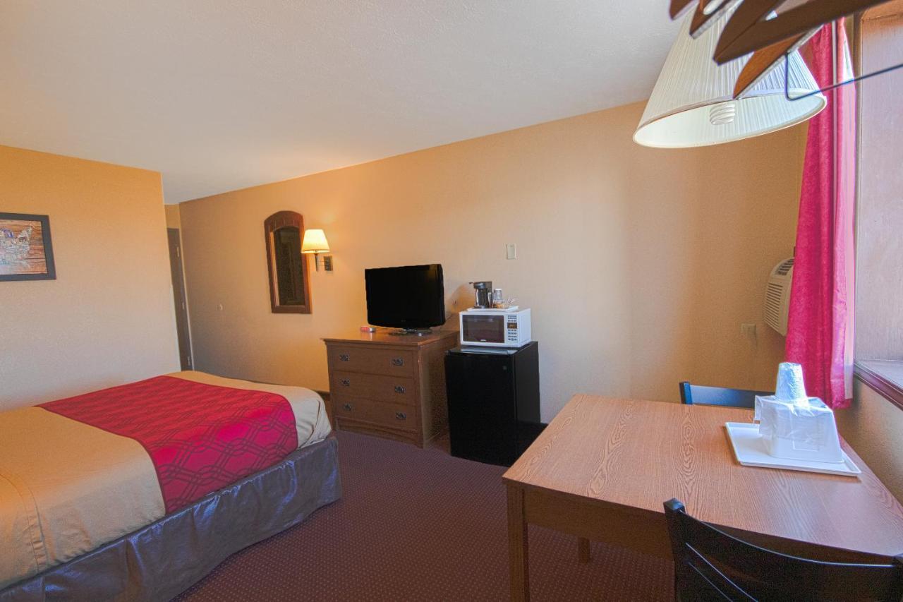 Econo Lodge Junction City I-70 Near Fort Riley エクステリア 写真