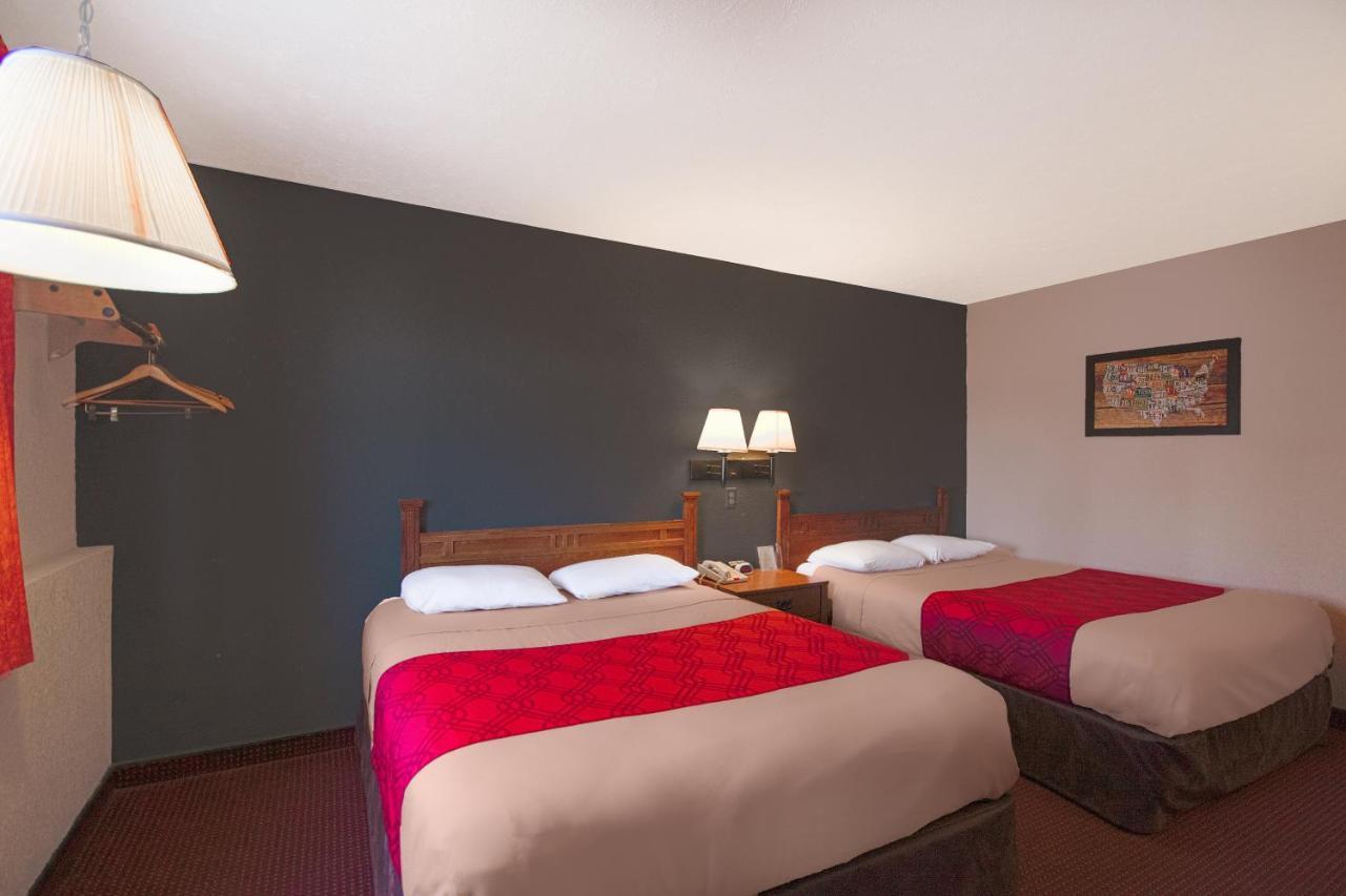 Econo Lodge Junction City I-70 Near Fort Riley エクステリア 写真