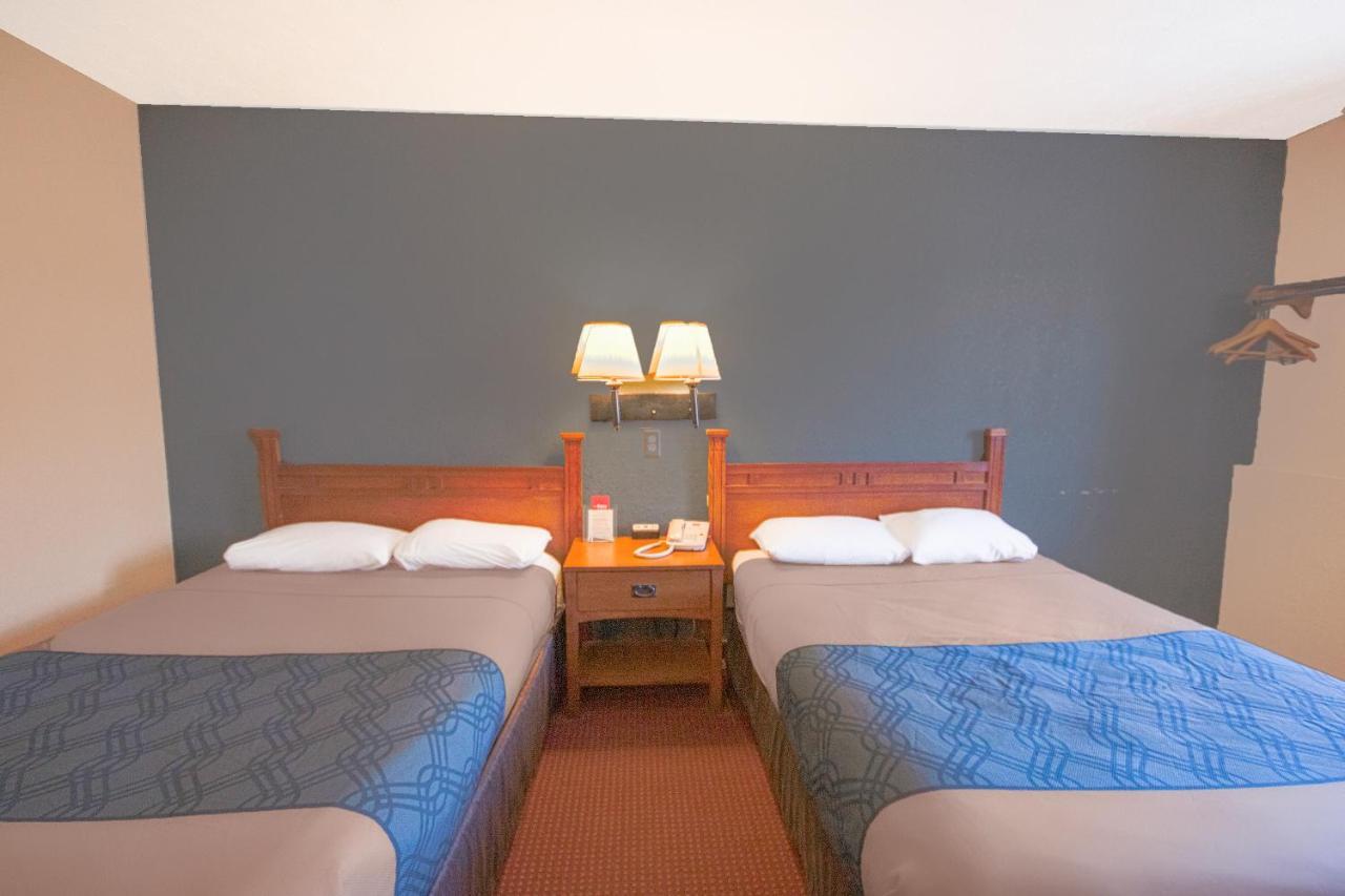 Econo Lodge Junction City I-70 Near Fort Riley エクステリア 写真