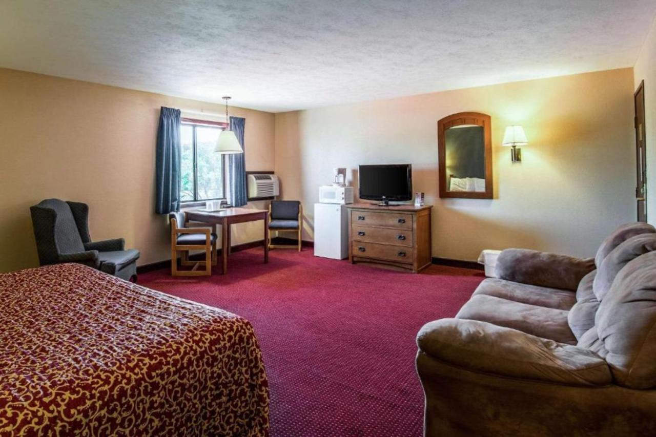 Econo Lodge Junction City I-70 Near Fort Riley エクステリア 写真