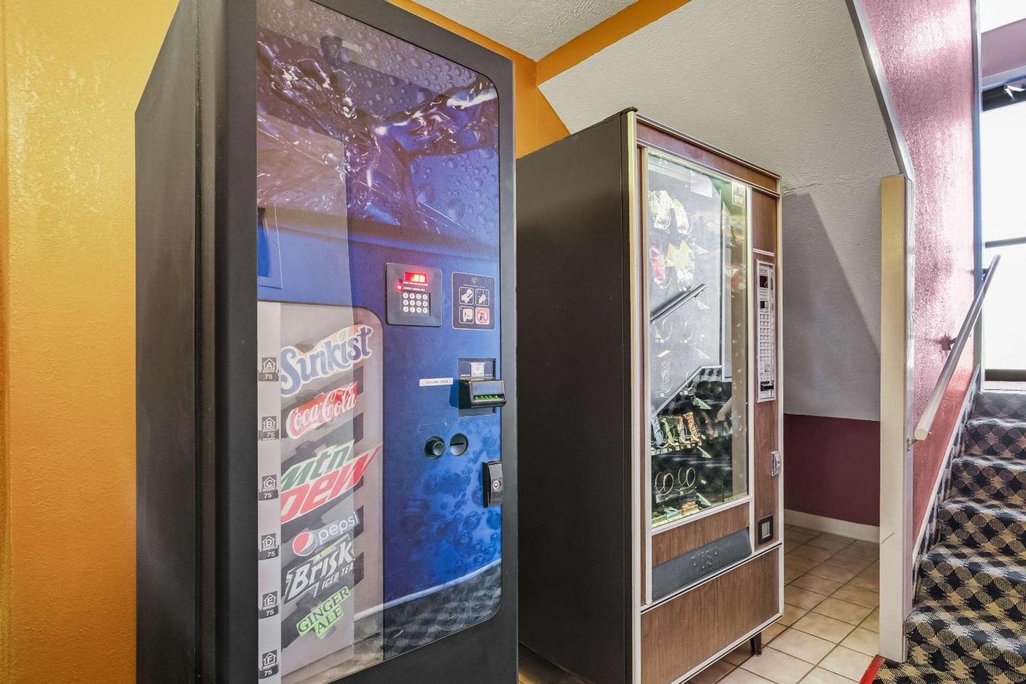 Econo Lodge Junction City I-70 Near Fort Riley エクステリア 写真
