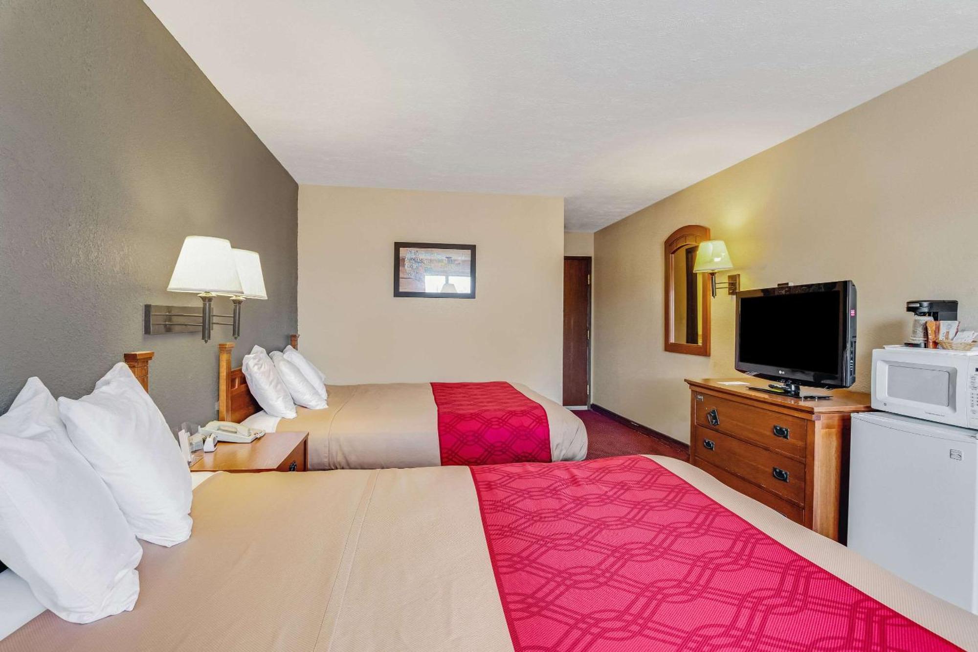 Econo Lodge Junction City I-70 Near Fort Riley エクステリア 写真